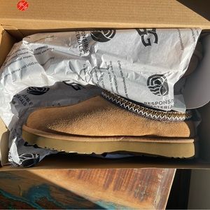 Ugg Tasman